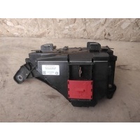 Блок предохранителей Mercedes E W238 2018 A2135403839