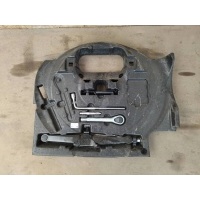 Ящик для инструментов Mercedes ML W166 2013 A1668990021, A1668990021, A1668990600