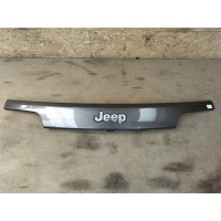 Накладка крышки багажника Jeep Grand Cherokee WK2 2017 1WD55TRMAD
