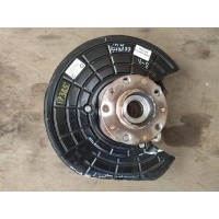 Кулак Maserati Levante M161 2020 670108077
