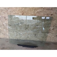 Стекло двери Toyota Land Cruiser 200 2015 6811460301