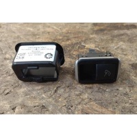 Кнопка Mercedes CLS W218 2013 A2129059200