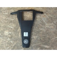 Декоративная крышка двигателя Mercedes CLS W218 2013 A1570103900, A1570103900, A1570102167, A1570105700, A1570105800