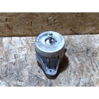 Опора двигателя Mercedes E W213 2017 A2132404000, A2132405300
