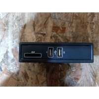 Разъем aux / usb Mercedes E W213 2017 A2058200526