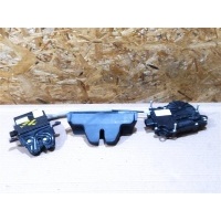 Замок крышки багажника Land Rover Discovery Sport L550 2019 FK72442A66AC, FK72442A66AC, FK72442A66AC, LR085285, LR088571, FK72442A66AC