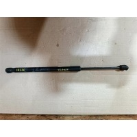 Амортизатор капота Maserati Levante M161 2017 6700335130, 6700335130, 06700335130