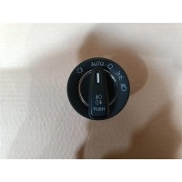 Переключатель света фар Maserati Levante M161 2017 68240387AC
