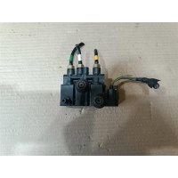 Блок клапанов Land Rover Range Rover L405 2014 LR070245, LR176325, T4K19950, CPLA5B710AE, LR070245, CPLA5B710AD, T4K14385