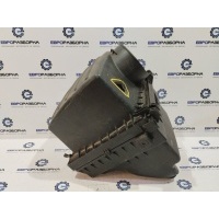 Корпус воздушного фильтра Jeep Grand Cherokee WK2 2014 68022162AD