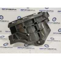 Кронштейн бампера Audi Q8 4M8 2021 4M8807394