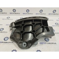 Кронштейн бампера Audi Q8 4M8 2021 4M8807393