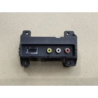 Разъем aux / usb Land Rover Range Rover L405 2013 8M2T19A164BA, LR038539, CK5219C166AA