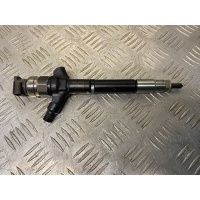 Форсунка Toyota Land Cruiser 200 (2008-2021) 2010 2367051030