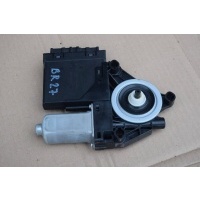 моторчик стеклоподъемника передний левый Volvo XC60 2 2021 31674758