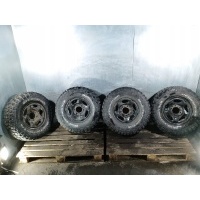 Колёсные диски штампованные комплект 15 с oponami nissan патруль 97 - 03