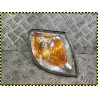 Поворотник правый Hyundai Trajet 2002