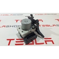 Блок ABS Tesla Model X рест. 2022 1044746-00-A,1620741-00-A,1660580-00-A