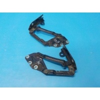 Петля капота (комплект) VOLKSWAGEN Golf 5 Plus 2005–2014 5M0823301
