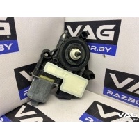 Моторчик стеклоподъемника задний правый Volkswagen Golf R 7 2015 5Q0959408A