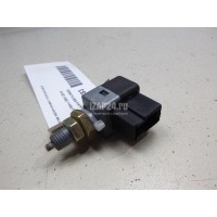Датчик включения стопсигнала Hyundai-Kia Starex H1 (1997 - 2007) 9381038000