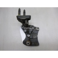 Кронштейн двигателя правый Mitsubishi Grandis (NA#) (2004 - 2010) MN158381