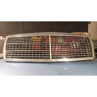 Решетка решетки радиатора радиатора накладка mercedes - benz в 202 2028800083