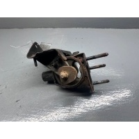 Подушка крепления двигателя Nissan Quest 2 2002 11220-7B000