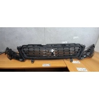Решетка радиатора оригинал peugeot 308 ii t9 gt - line aa37026452 13 - 17r