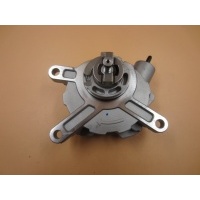 Насос вакуумный Toyota Land Cruiser 200 2008-2021