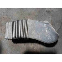 Патрубок воздушного фильтра Audi A6 C5(1997-2004) 2002 8D0129617E