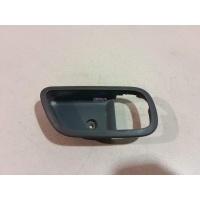 Накладка ручки внутренней Hyundai-Kia RIO (2005 - 2011) 826111G010XI