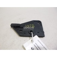 Кронштейн ручки открывания капота VAG Q7 [4L] (2005 - 2015) 7L0823633F