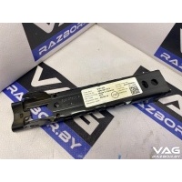 Механизм регулировки высоты ремня безопасности Volkswagen Tiguan 2 2019 4M0857819
