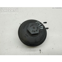 Крышка масляного фильтра Volkswagen Passat B6 2008 045115433E