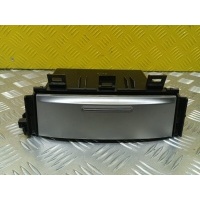 Ящик передней консоли Toyota Land Cruiser Prado 150 (2009-2023) Внедорожник 2019 5540560580