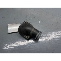 Фланец (тройник) системы охлаждения Volkswagen Transporter T4 1995 074121121,074121121B