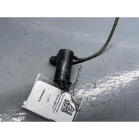 Насос (моторчик) омывателя стекла Mazda MPV 2 2000 860310-1260
