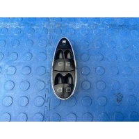 Блок управления стеклоподъемниками Mercedes-benz E300 W211 2008 A2118213679, 2118213679, A2118219951, 2118219951