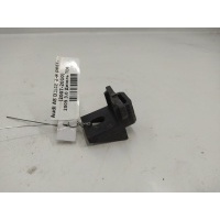 Крепление кассеты радиаторов Audi A8 D3/4E 2-й рест. (2007-2010) 2009 4E0121077A