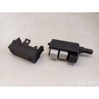 Блок предохранителей Opel Zafira A 2001 24437030