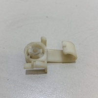 Крепеж Renault Clio II/Symbol (1998 - 2008) 7701056218