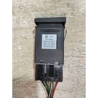 Кнопка аварийной сигнализации (аварийки) Volkswagen Passat B5 2000 3B0953235E