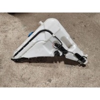 бачок омывателя Volkswagen Touareg 3 2019 4M0955452B