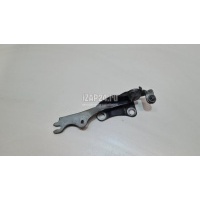 Петля капота правая Mazda CX 7 (2007 - 2012) EG2152410B