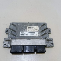 Блок управления двигателем Renault Clio III (2005 - 2012) 237101907R