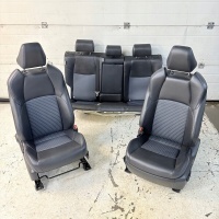 Кресла диван toyota rav4 v 2.5 hybrid 2024r