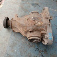 Bmw e39 306d1 дизель дифференциал мост 2.35 7504996 № 370