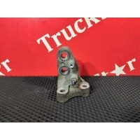 Кронштейн двигателя задний правый Renault T 7421515058