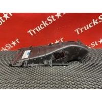 Накладка корпуса отопителя Renault T 7482695170